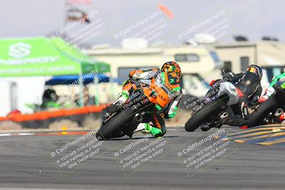 media/Nov-17-2024-CVMA (Sun) [[1fec520723]]/Race 8-Formulw LW Twins SHOOTOUT/